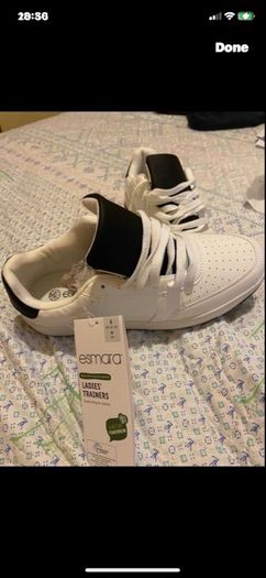 womens trainers