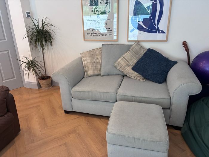 Free 3 seater