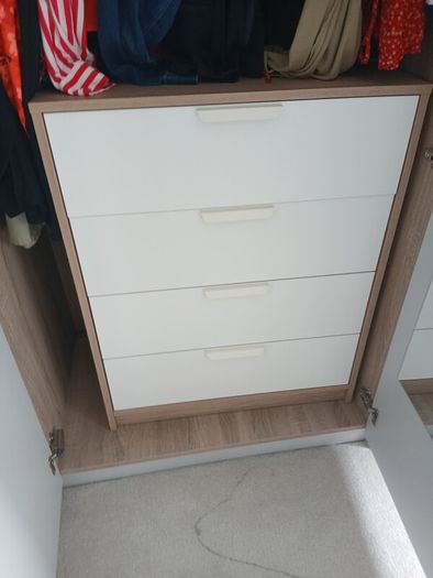 chest of drawer 4