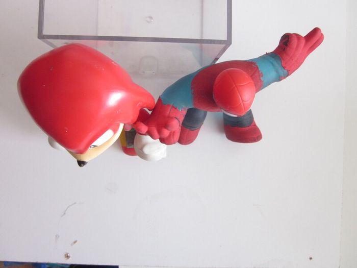 Stretch Heroes of Goo Jit Zu Sonic the Hedgehog and Spider-man