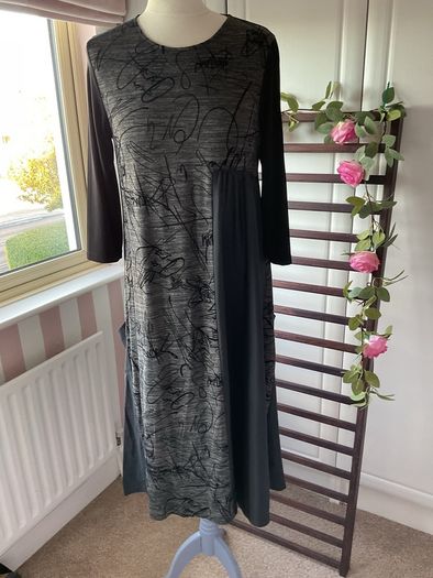 dress bnwt Naya dress T1 black funky dress
