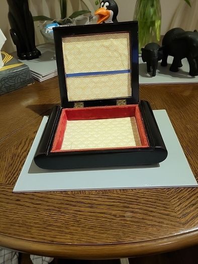 Jewellery box