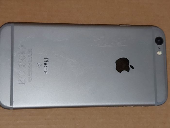 Apple Iphone 6s, 64GB, Battery Life 100%, activation Locked, excellent cosmetic condition