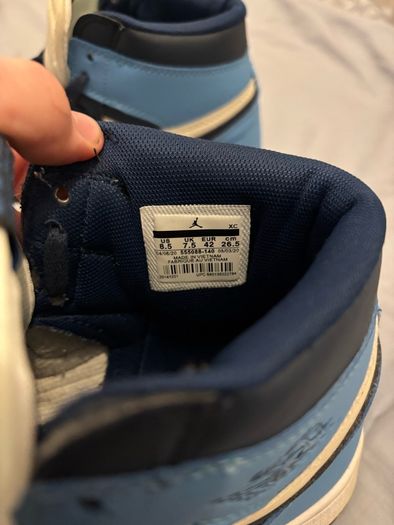 Air Jordan 1 Retro High Obsidian