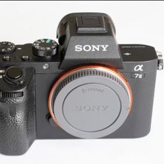 Sony A7ii - Full-frame Interchangeable Lens Camera 24.2MP, 5FPS, Full HD 1080p