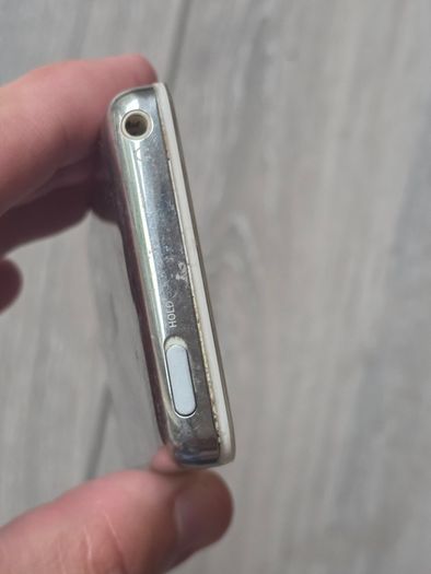 iPod 5th (5.5) Gen Classic 30gb (Free Post)
