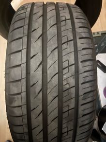 225 50 17 ZR Directional tyres Budget x2