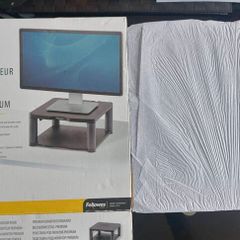 Laptop/Monitor Stands