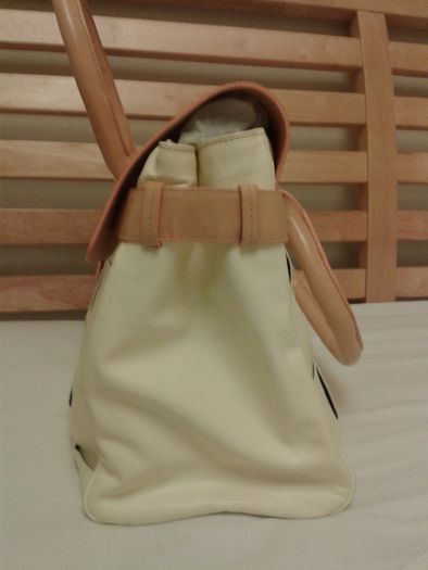 cream woman hand bag