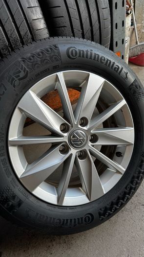 15" Genuine Volkswagen Alloys