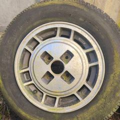 1983 nissan Maxima wheel