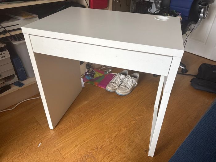 Ikea Micke Desk