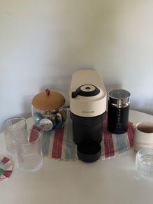 nespresso vertuo coffee machine & milk frozer + capsules