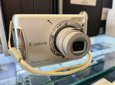 Canon PowerShot A480 10 MP Digital Camera with 3.3x Optical Zoom and 2.5-inch LCD/ Used
