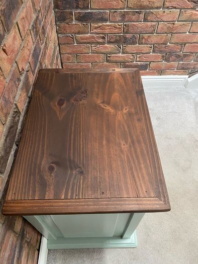 Solid Mexican pine bedside locker / table