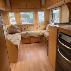 Bailey Senator Fixed End bed & End Bathroom