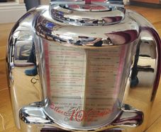 Vintage Spirit of St Louis Collector's Edition Diner Jukebox Radio & Cassette Player