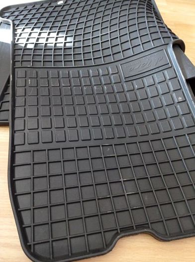 ford transit flour rubber rug's
