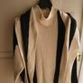 Jumper /Detachable scarf Image 3