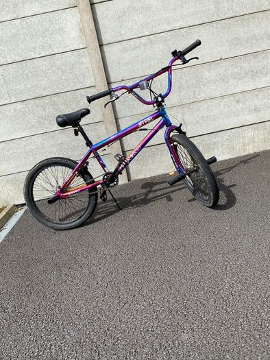 Verve New Chrome BMX bike with 4 stunt pegs. 20inch Bike.