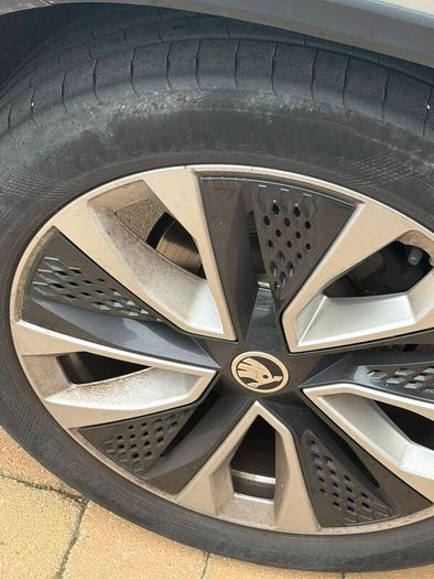 Goodyear Eagle F1