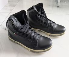 Vanucci motorcycle boots/sneakers