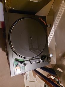 AIWA Stereo Turntable System, Model No. GP-E888, Uses AN-11 Stylus, Part of Larger unit System
