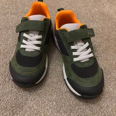 Clarks boys shoe trainer