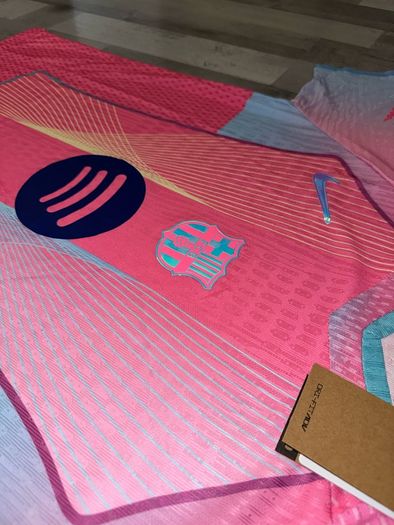 FC Barcelona Pink Edition Kit
