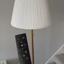 Floor Lamp with Remote Control Dimmer Image 4