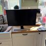 samsung 28 inch 4k Image 2