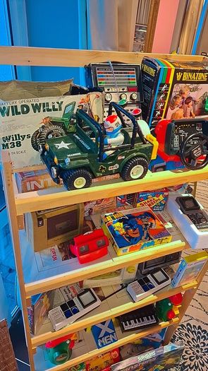 Vintage Wild Willy m38 battery operated land cruiser