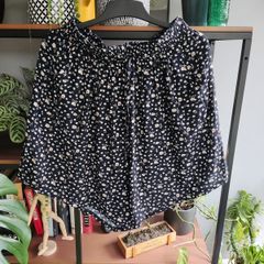 Shorts-Size 20-22