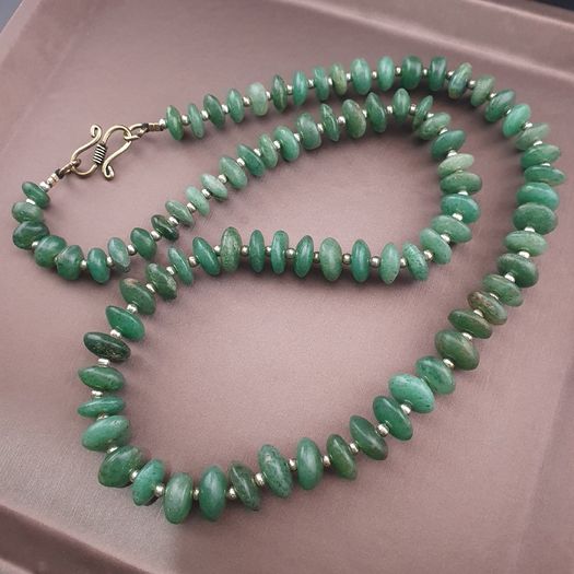 Vintage Tire Shape Jade Beaded Necklace