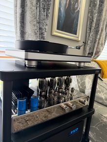 Clearaudio Performance Dc turntable plus full set up