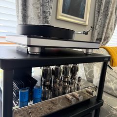 Clearaudio Performance Dc turntable plus full set up