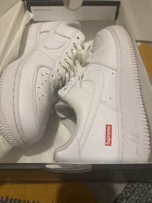 Nike Air Force 1 x Supreme uk 7.5 like new