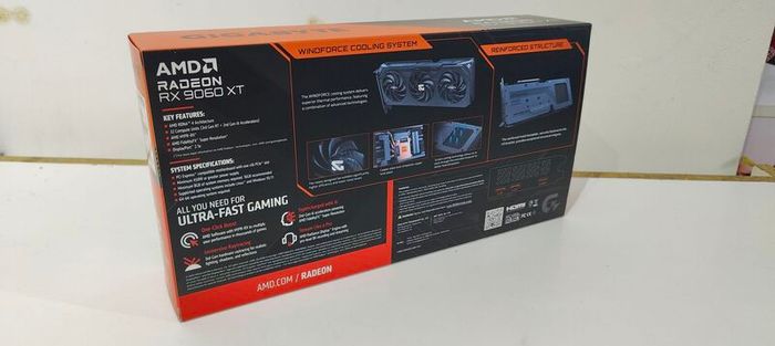 Gigabyte Gaming AMD Radeon RX 9060 XT OC ICE 16GB Graphics Card