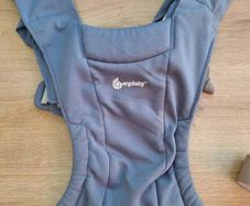 Ergobaby embrace baby carrier