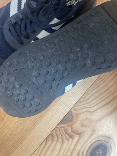 Adidas runners Size 9