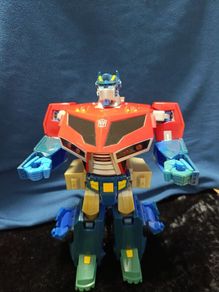 12" Talking Light-Up Animated Series Optimus Prime Action Figure Transformers