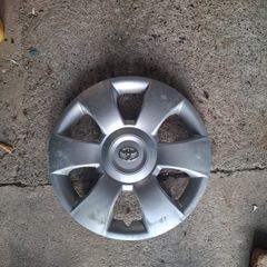 Toyota Yaris original wheel trim 2006 #1