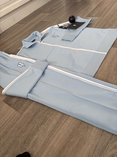 Yelir tracksuit