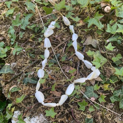 Vintage mother of pearl necklace