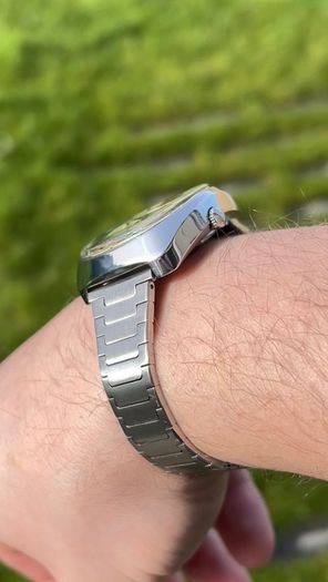 Enicar 340 fantasy green dial
