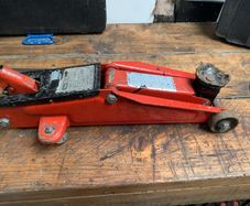 trolley jack 2toncleaning