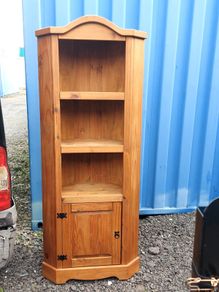 Pine corner units