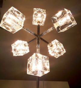 Table lamp