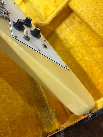Greco FV-600 Flying V White 1978