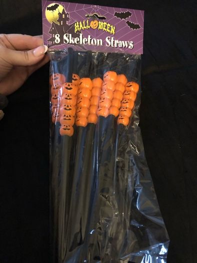 Halloween Tableware & trick r treat bags